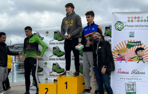Corredores del evento deportivo organizado por Dualto de Viladecans