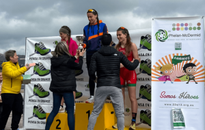 Corredores del evento deportivo organizado por Dualto de Viladecans