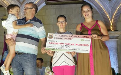 El Ayuntamiento de San Clemente (Cuenca) colabora con la Asociación Síndrome de Phelan-McDermid a través de la venta del libro de su Feria y Fiestas 2023