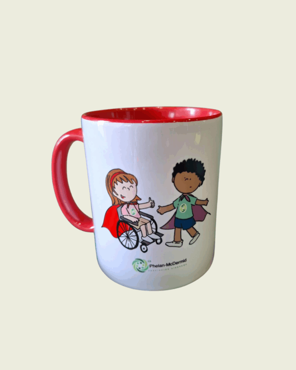 Taza roja héroes 2025