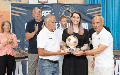 Recibimos el premio Juan Gómez «Juanito» de la Escuela de Fútbol AFE de Murcia